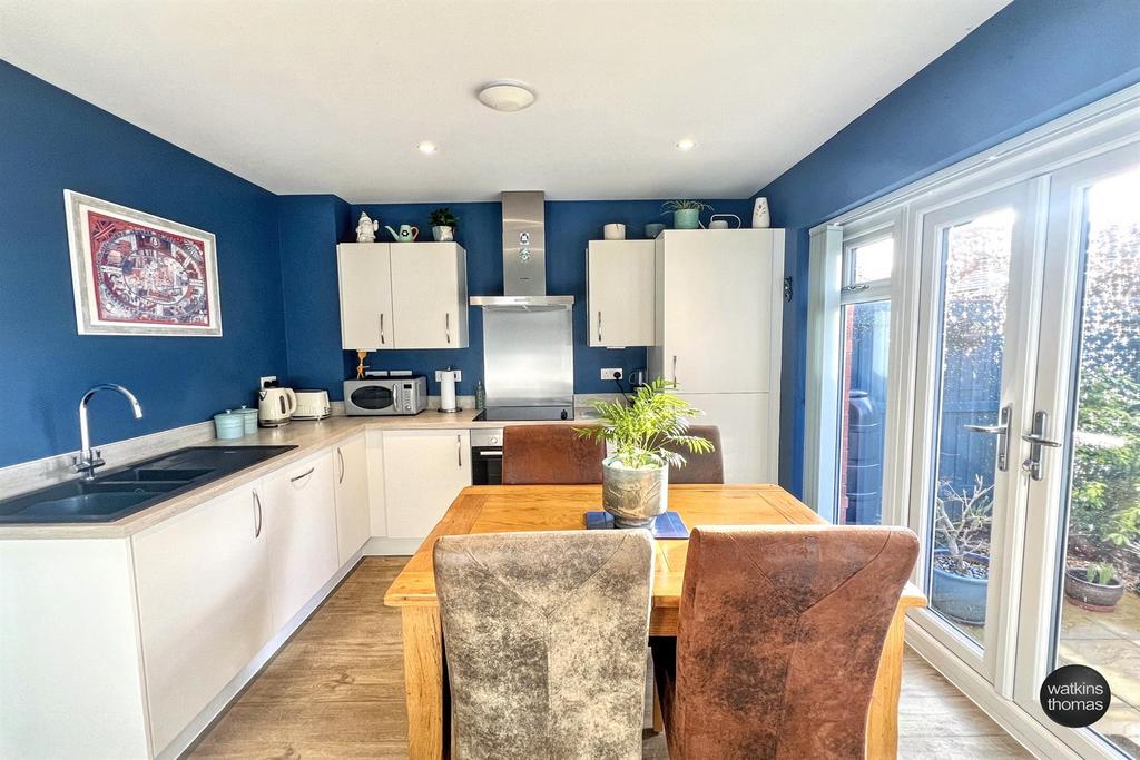 Kitchen/Breakfast Ro