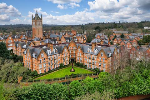 3 bedroom apartment for sale, Gillespie House, Holloway Drive, Virginia Water, GU25