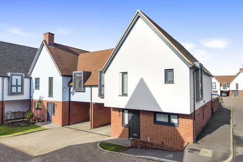 4 bedroom link detached house for sale, Lees Close, Thaxted, Dunmow