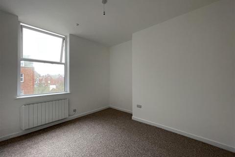 1 bedroom flat for sale, 6 Esplanade Gardens, Scarborough YO11