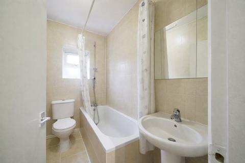 2 bedroom flat for sale, Lichfield Road, Cricklewood, London, NW2