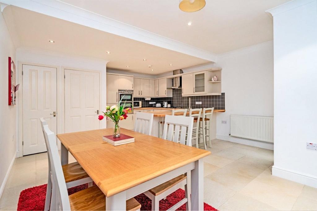 Dining/Family Room