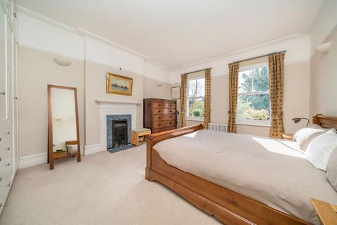 undefined, Effingham Road, Surbiton KT6