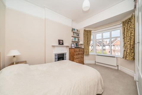 undefined, Effingham Road, Surbiton KT6