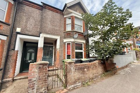 2 bedroom maisonette for sale, Havelock Road, Luton, LU2 7PR