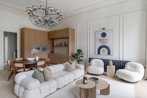 3 bedroom flat for sale, St. Stephens Gardens, London W2