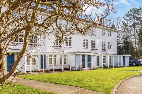 2 bedroom maisonette for sale, Manor House Court, West Street, Epsom