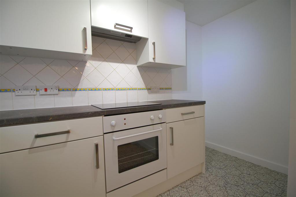 Kitchen..jpg