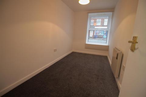 2 bedroom apartment to rent, Denton Road, Manchester M34