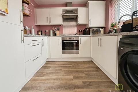 3 bedroom end of terrace house for sale, Julius Way , North Hykeham LN6