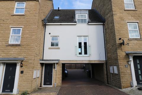 2 bedroom coach house for sale, Springfield Court, Roberttown, Liversedge, West Yorkshire, WF15