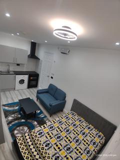 undefined, The Avenue, Hornchurch RM12