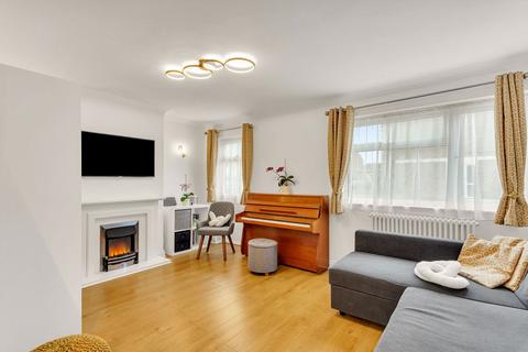 3 bedroom semi-detached house for sale, Lovat Walk, Bedford MK42