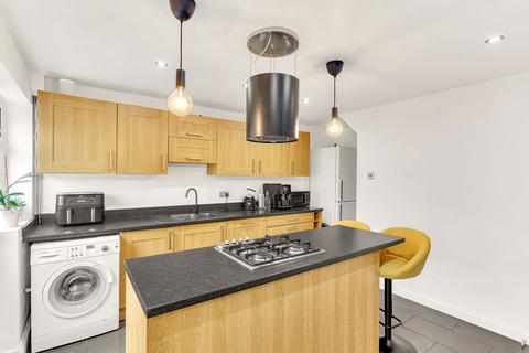 3 bedroom semi-detached house for sale, Lovat Walk, Bedford MK42