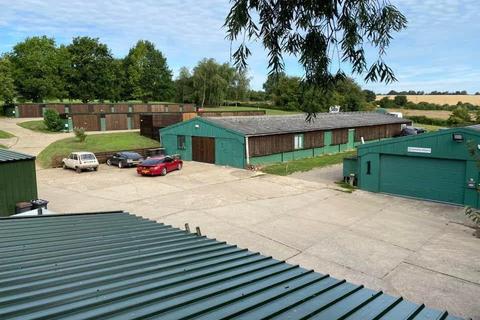 Industrial unit to rent - Great Dunmow