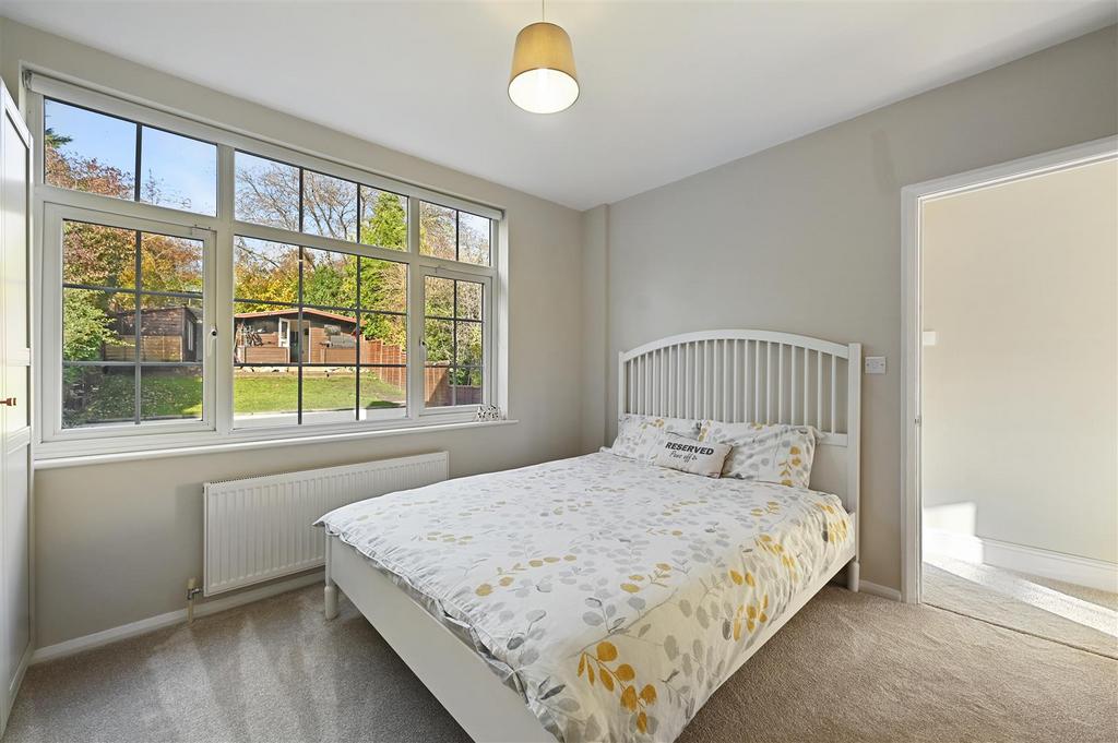 CRW - Patronica - Bedroom C3 (1).JPG