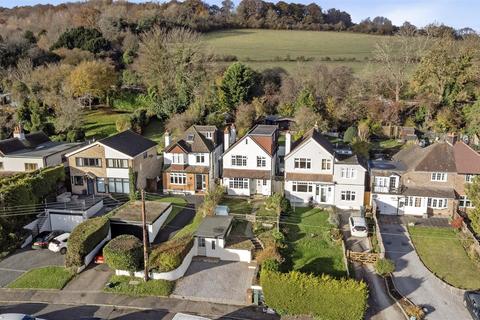 3 bedroom detached house for sale, Outwood Lane, Coulsdon CR5