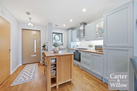 3 bedroom terraced house for sale, Ager Avenue, Essex
