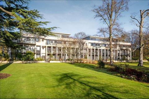 2 bedroom flat to rent, Charters Road, Charters Garden House Charters Road, SL5