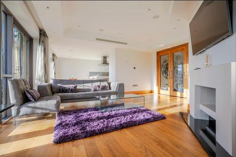 2 bedroom flat to rent, Charters Road, Charters Garden House Charters Road, SL5