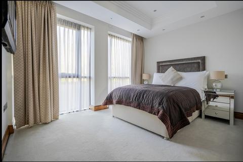 2 bedroom flat to rent, Charters Road, Charters Garden House Charters Road, SL5
