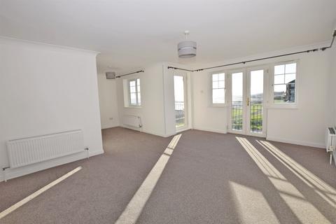 2 bedroom flat to rent, Freya Close, Bognor Regis, PO22