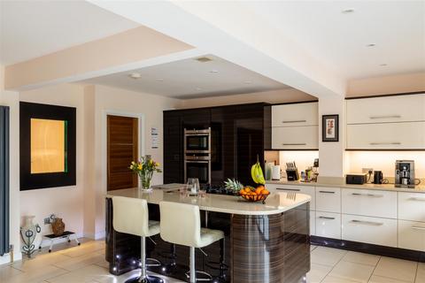 undefined, Furzefield Road, Reigate