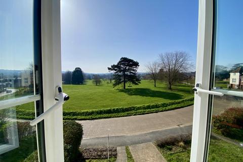 undefined, Oak Tree Drive, Guildford
