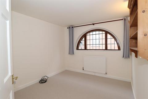 undefined, Coach House Mews, Bridge Street