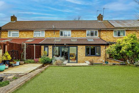 3 bedroom terraced house for sale, Coniston Road, Kings Langley, WD4