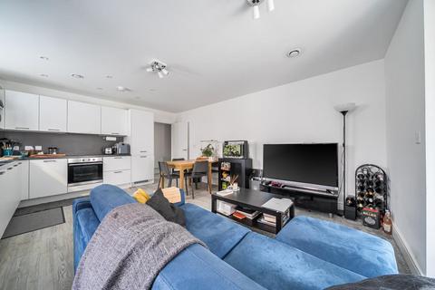 2 bedroom flat for sale, High Wycombe,  Buckinghamshire,  HP11
