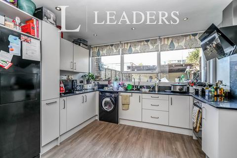 undefined, Seaton Drive, Bedford, Bedfordshire, MK40