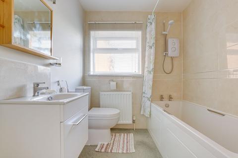 3 bedroom detached bungalow for sale, Aldene Way, Nottingham NG14