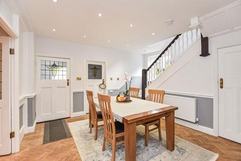 undefined, Grantham Ave, Stockton Heath WA4