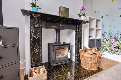 undefined, Grantham Ave, Stockton Heath WA4