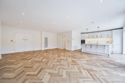 undefined, Pound Court Drive, Orpington, BR6