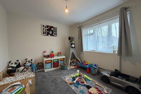 2 bedroom flat to rent, Ruislip Road East, Wentway Court Ruislip Road East, W13