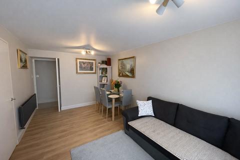 undefined, Dunmow Close, Greater London TW13
