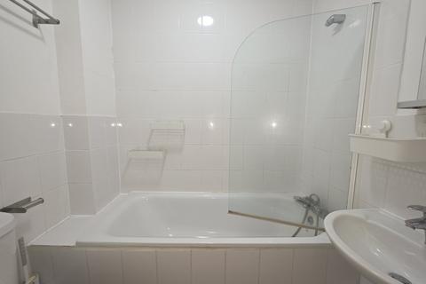 1 bedroom flat to rent, Caledonian Road, Islington, N7