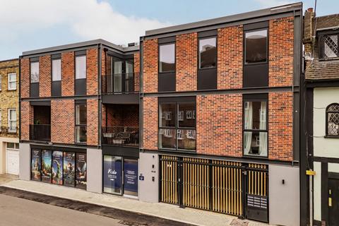 1 bedroom apartment for sale, London SW14