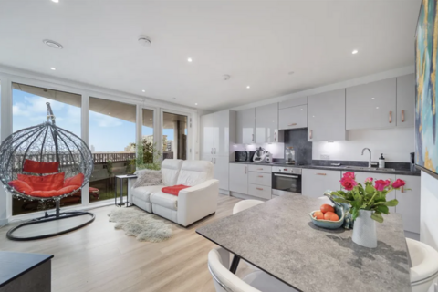 2 bedroom apartment to rent, South Way, London HA9