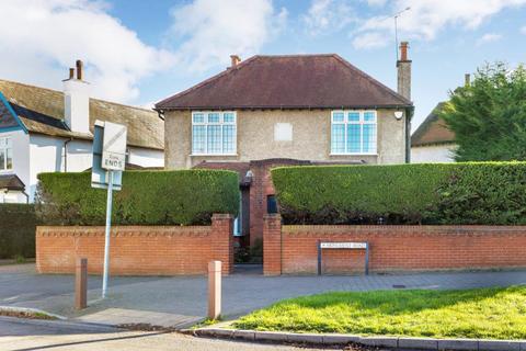 undefined, Monument Road, Weybridge, Surrey, KT13