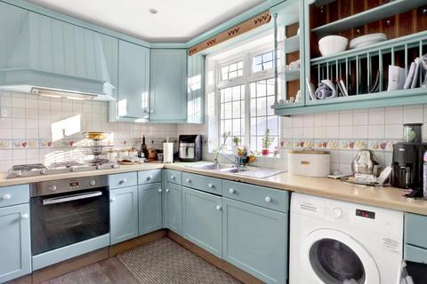 undefined, Monument Road, Weybridge, Surrey, KT13