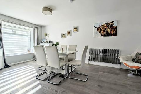 2 bedroom terraced house for sale, Sutherland Close, Bordon GU35