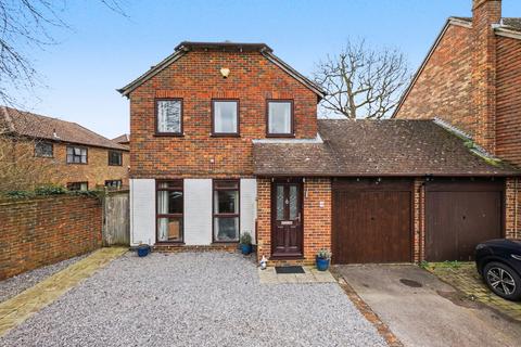 Forestdale Road, Chatham, ME5