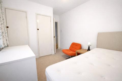 undefined, Summers Road, Farncombe, Godalming, Surrey, GU7