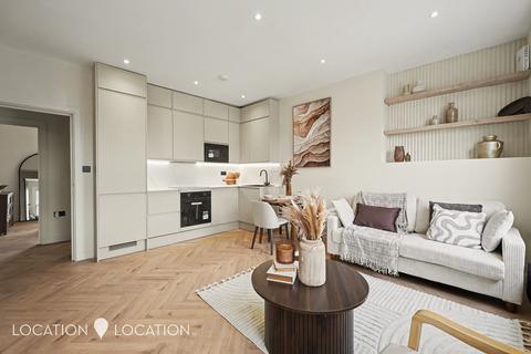 2 bedroom flat for sale, Farleigh Road, London, N16