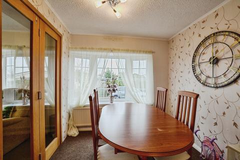 2 bedroom mobile home for sale, Four Seasons Park, Skegness, PE24