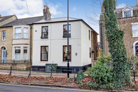 4 bedroom detached house for sale, Maids Causeway, Cambridge
