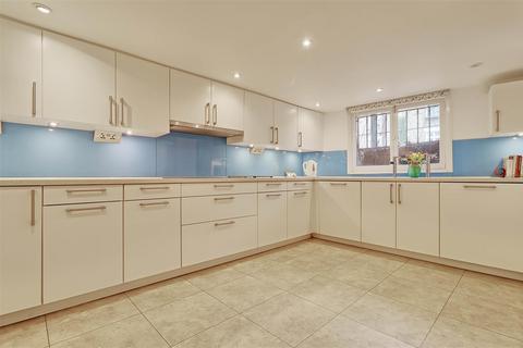 4 bedroom detached house for sale, Maids Causeway, Cambridge